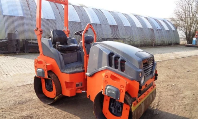 Тандемный каток Hamm HD 12 VV - фото № 1