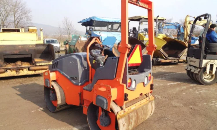 Тандемный каток Hamm HD 12 VV - фото № 2