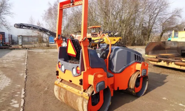 Тандемный каток Hamm HD 12 VV - фото № 3