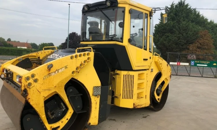 Гладковальцевый каток BOMAG BW161 AD-4 - фото № 2