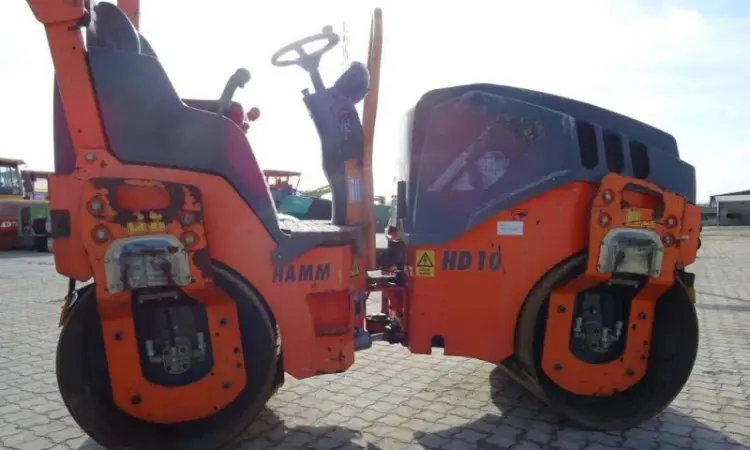 Тандемный каток Hamm HD 10 VV. Строительная техника б/у - фото № 3