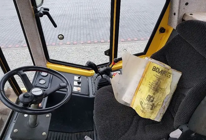 Дорожный каток Bomag BW 219 D H-3 - фото № 9