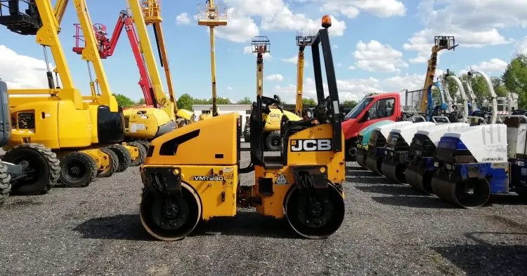 Дорожный каток JCB VMT 260 - фото № 3