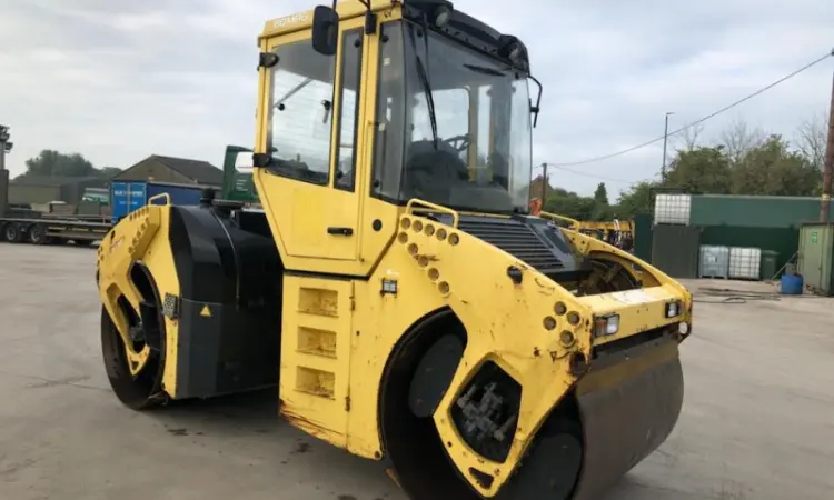 Комбинированный каток Bomag BW161 AD-4. Дорожный каток б/у - фото № 4