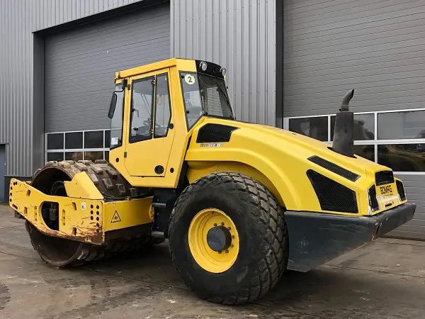 Грунтовый каток Bomag BW 213-D4 2011 года - фото № 2