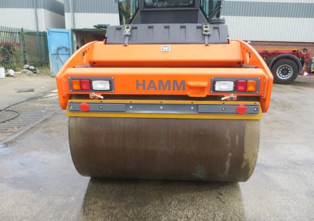 Тандемный каток Hamm HD90 (Demo version) - фото № 7