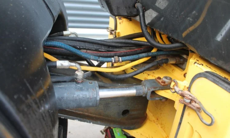 Комбинированный каток Bomag BW 161 AD-4. Строительная техника б/у - фото № 6