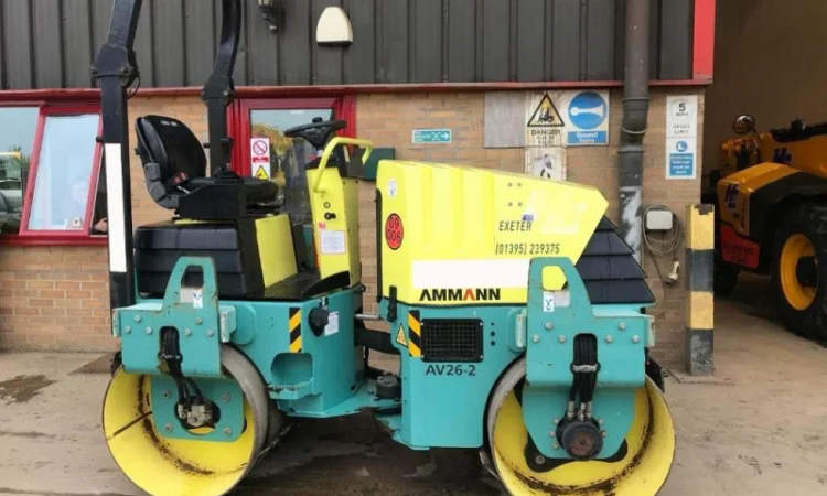 Гладковальцовый каток Ammann AV26-2 - фото № 3