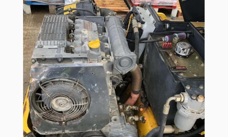 Комбинированный каток Bomag BW 138 AD 2009 года - фото № 10