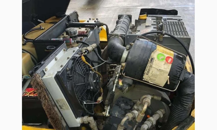 Комбинированный каток Bomag BW 138 AD 2009 года - фото № 11