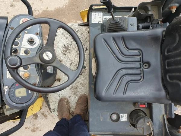 Комбинированный каток Bomag BW 120-4AD - фото № 2