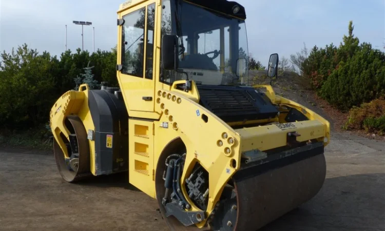 Тандемный каток Bomag BW 190 AD-4 - фото № 19