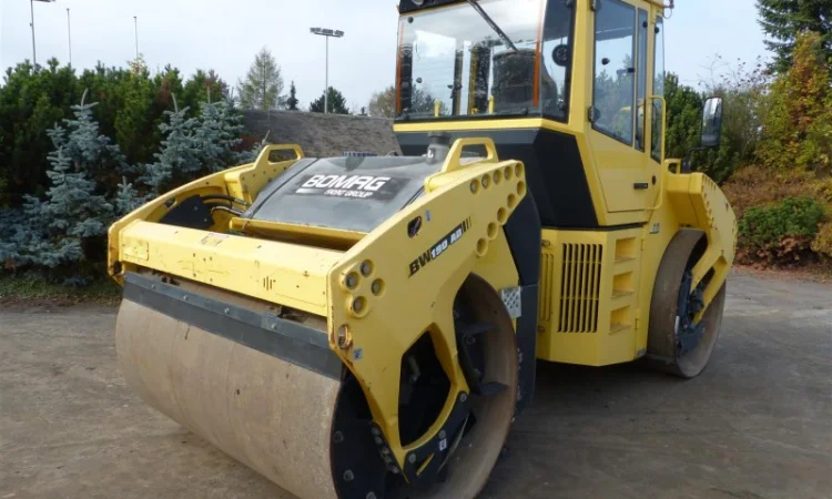 Тандемный каток Bomag BW 190 AD-4 - фото № 17