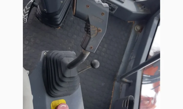 Грунтовий каток Hamm 3411 2012 року - фото № 4