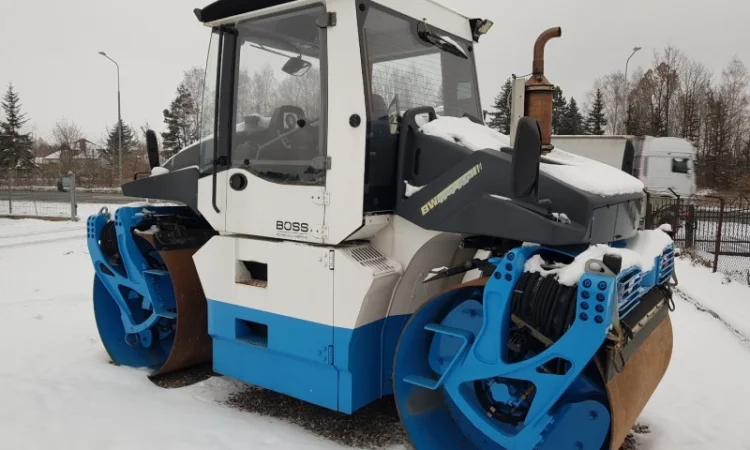 Дорожній каток Bomag BW 174AP 2010 - фото № 2