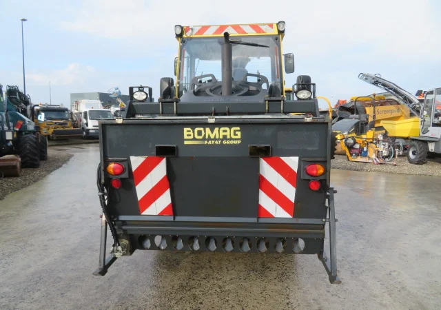 Тандемный каток Bomag BW174 AP-AM - фото № 10
