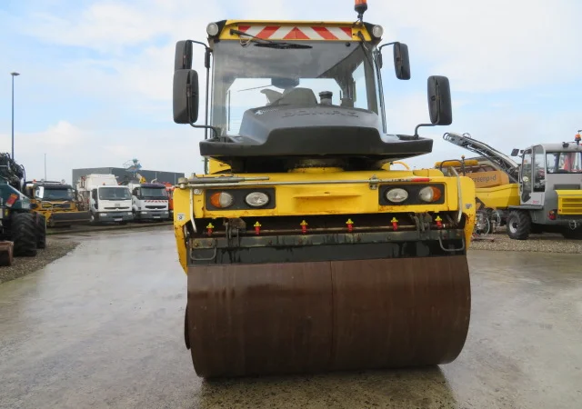 Тандемный каток Bomag BW174 AP-AM - фото № 6