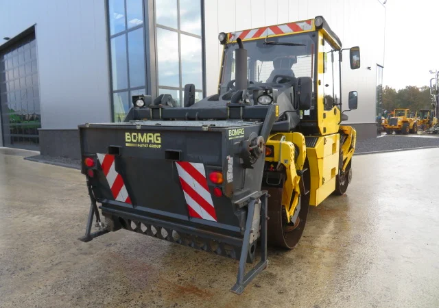 Тандемный каток Bomag BW174 AP-AM - фото № 5