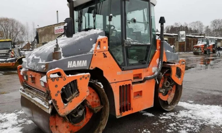 Тандемный каток Hamm DV 90 VV. Спецтехника б/у - фото № 4