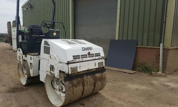 Комбинированный каток Bomag BW 135 AD - фото № 6