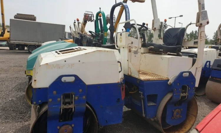 Каток комбинированный Bomag BW 135 AD - фото № 4