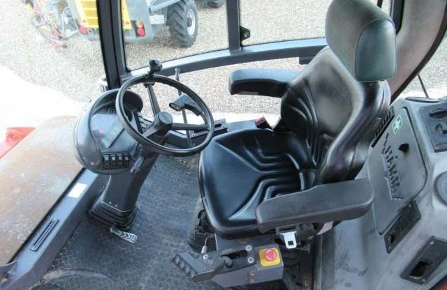 Грунтовый каток Hamm 3307HT - фото № 5