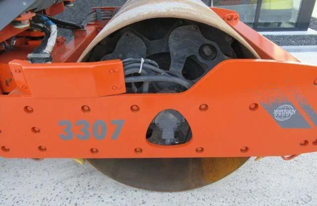 Грунтовый каток Hamm 3307HT - фото № 7