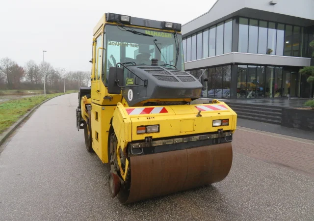 Тандемный каток Bomag BW174 AD-2 - фото № 15
