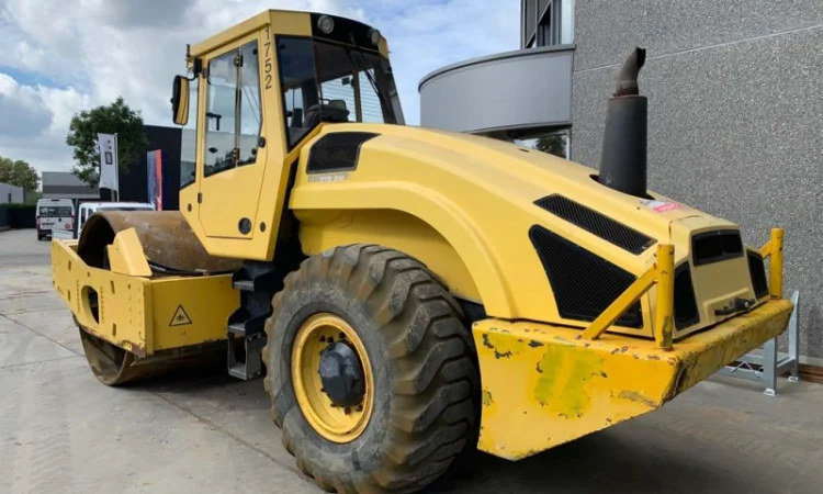 Тандемный каток Bomag BW 219 D H-4 - фото № 2