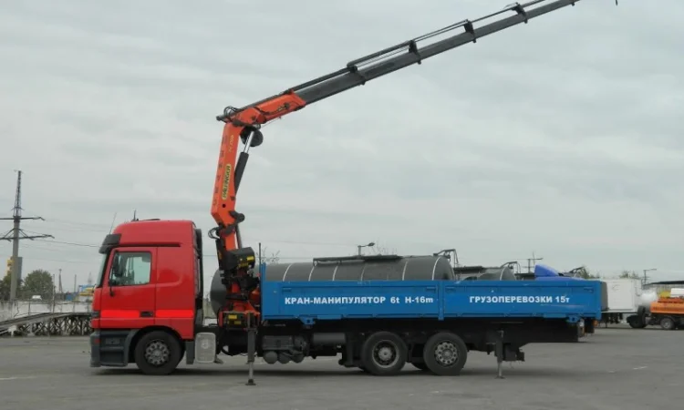 Услуги аренда крана манипулятора в Одессе. Кран-манипулятор Одесса Palfinger pk 2700 - фото № 2