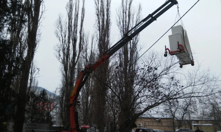 Услуги аренда крана манипулятора в Одессе. Кран-манипулятор Одесса Palfinger pk 2700 - фото № 3