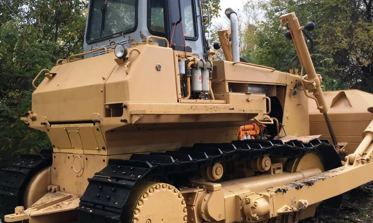 Бульдозер Dressta (Stalowa Wola) TD-25 после капремонта ходовой части и двигателя - фото № 1