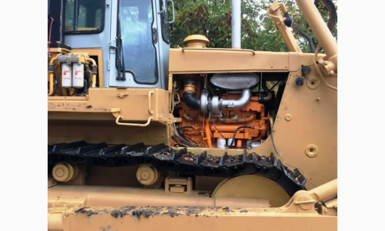 Бульдозер Dressta (Stalowa Wola) TD-25 после капремонта ходовой части и двигателя - фото № 3