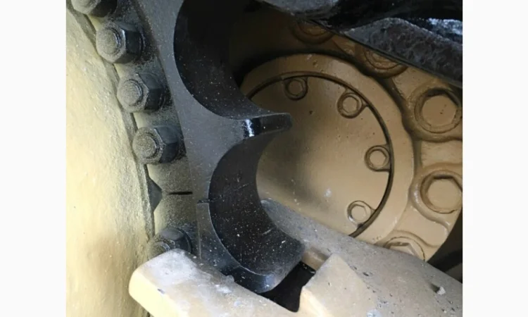 Бульдозер Dressta (Stalowa Wola) TD-25 после капремонта ходовой части и двигателя - фото № 5