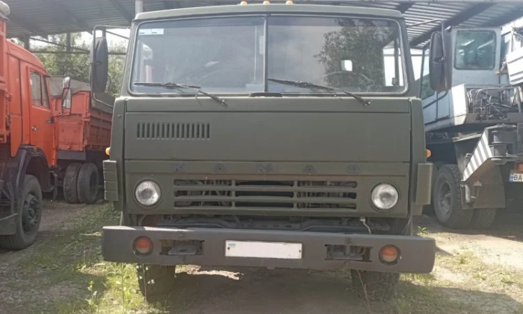 Транспортний засіб КАМАЗ 54112 - фото № 3