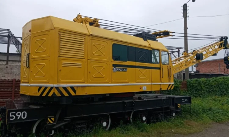 Продам кран железнодорожный КЖДЭ-25 1992 года выпуска - фото № 1