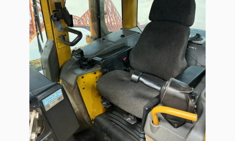 Caterpillar D6N LGP - фото № 9