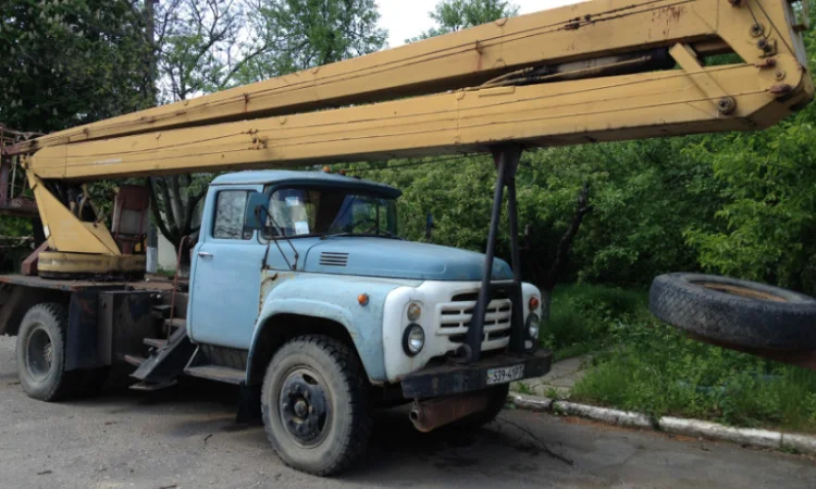 Автовишка АГП-22 на базі зіл130 - фото № 1