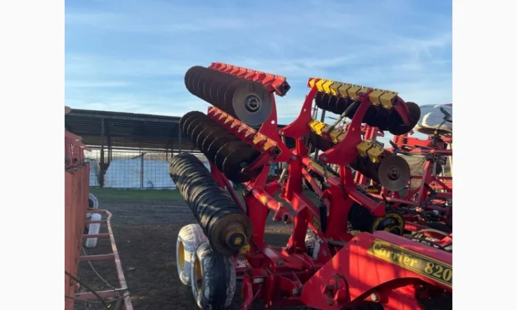 Дисковая борона VÄDERSTAD Carrier 820 - фото № 1