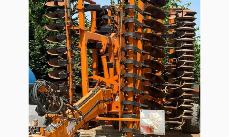 Глибокорозпушувач в комбінації з дисковою бороною SIMBA SL600 - фото № 1