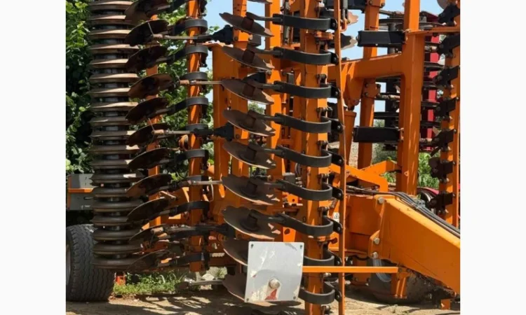 Глибокорозпушувач в комбінації з дисковою бороною SIMBA SL600 - фото № 2