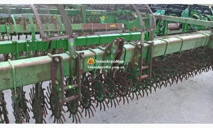 Ротационная борона John Deere 400 - 6 м - фото № 3