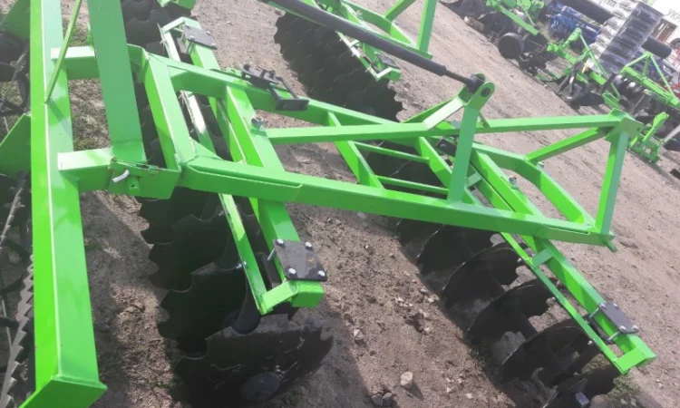 Польська дискова борона 1.8 м фірми Bomet з катком - фото № 1