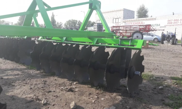 Польська дискова борона 1.8 м фірми Bomet з катком - фото № 4