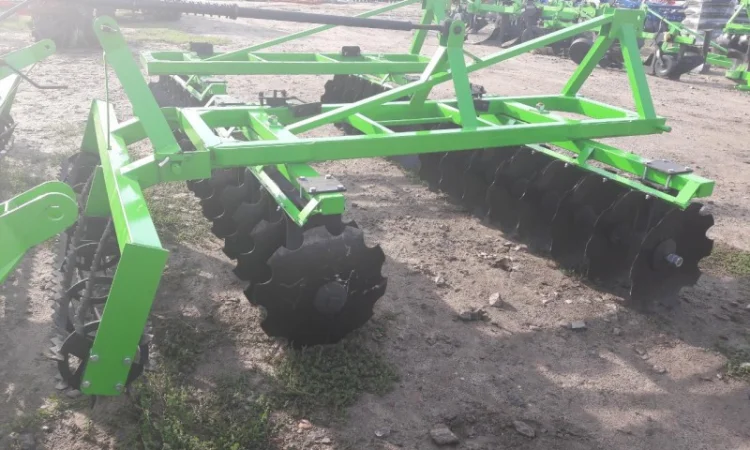Польська дискова борона 1.8 м фірми Bomet з катком - фото № 7