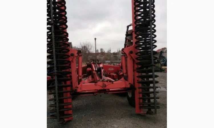 Борона дисковая Кун Дискавери XL - фото № 4