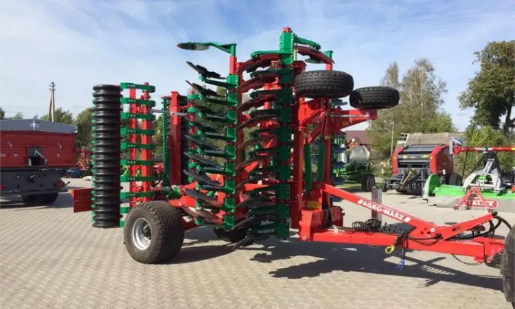 Важка причіпна дискова борона (СКЛАДНА) AGRO-MASZ BTCH 5.0 м або 6.0 м - фото № 1