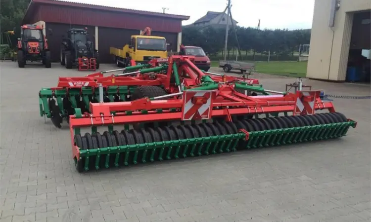 Важка причіпна дискова борона (СКЛАДНА) AGRO-MASZ BTCH 5.0 м або 6.0 м - фото № 2