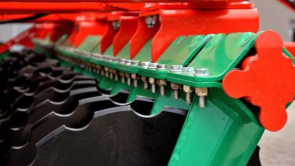 Важка причіпна дискова борона (СКЛАДНА) AGRO-MASZ BTCH 5.0 м або 6.0 м - фото № 8