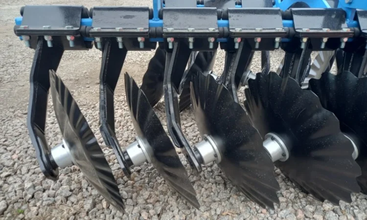 Дисковий лущильник DEFT 3, 0 навісний диск (560 мм.) (на резинових демпферах) - фото № 3